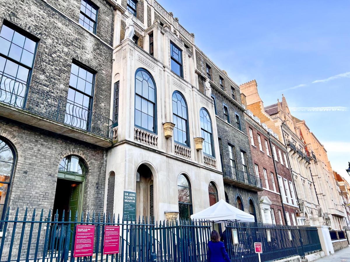 Superior Entire Apartment Between St Pauls Cathedral And Covent Garden London Ngoại thất bức ảnh