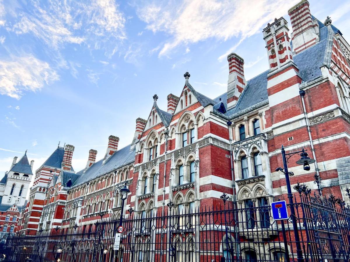 Superior Entire Apartment Between St Pauls Cathedral And Covent Garden London Ngoại thất bức ảnh