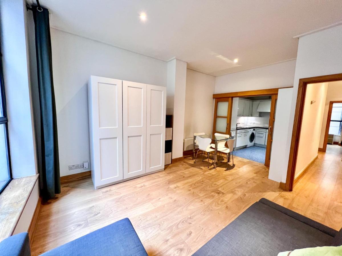 Superior Entire Apartment Between St Pauls Cathedral And Covent Garden London Ngoại thất bức ảnh