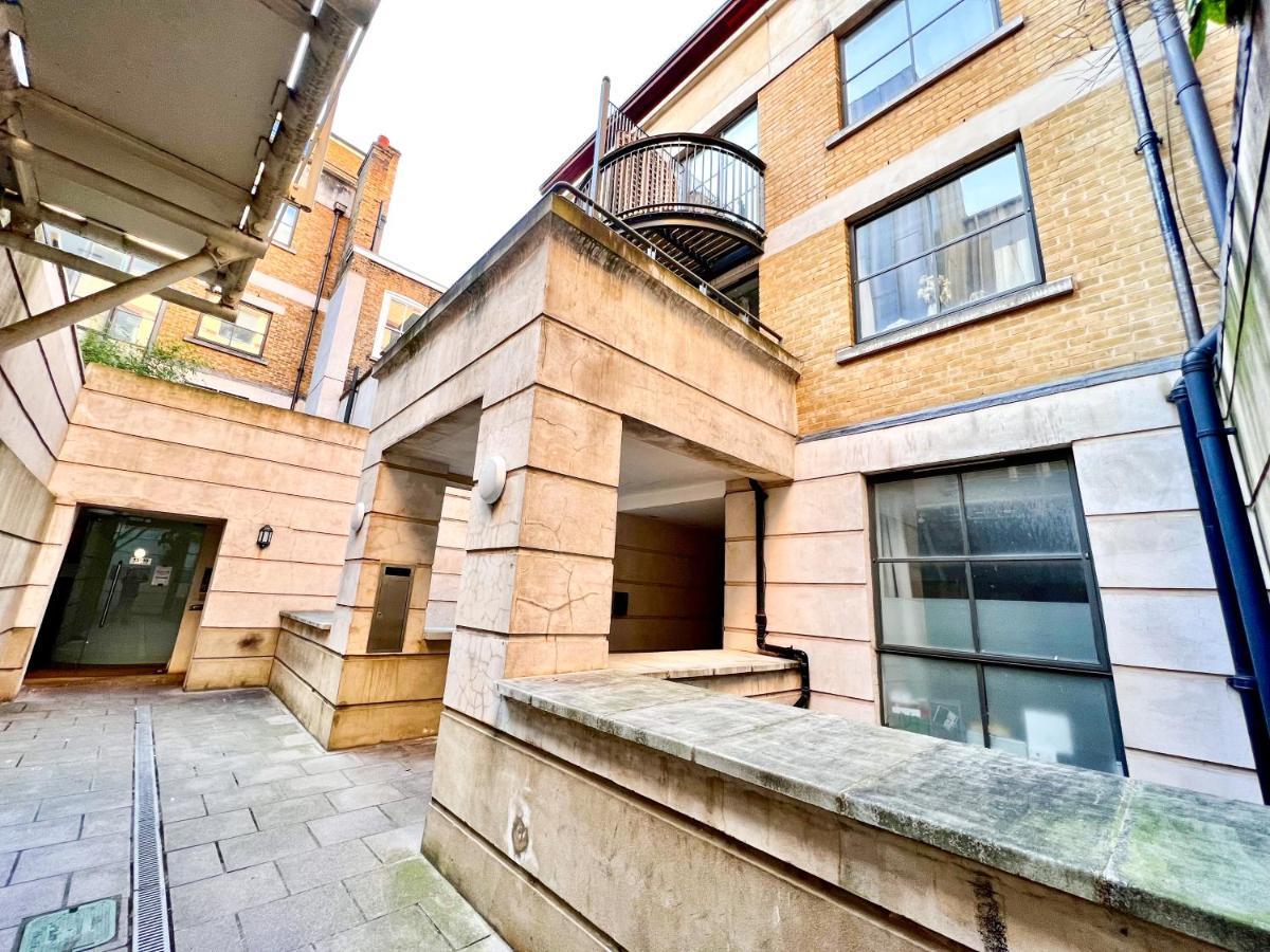 Superior Entire Apartment Between St Pauls Cathedral And Covent Garden London Ngoại thất bức ảnh