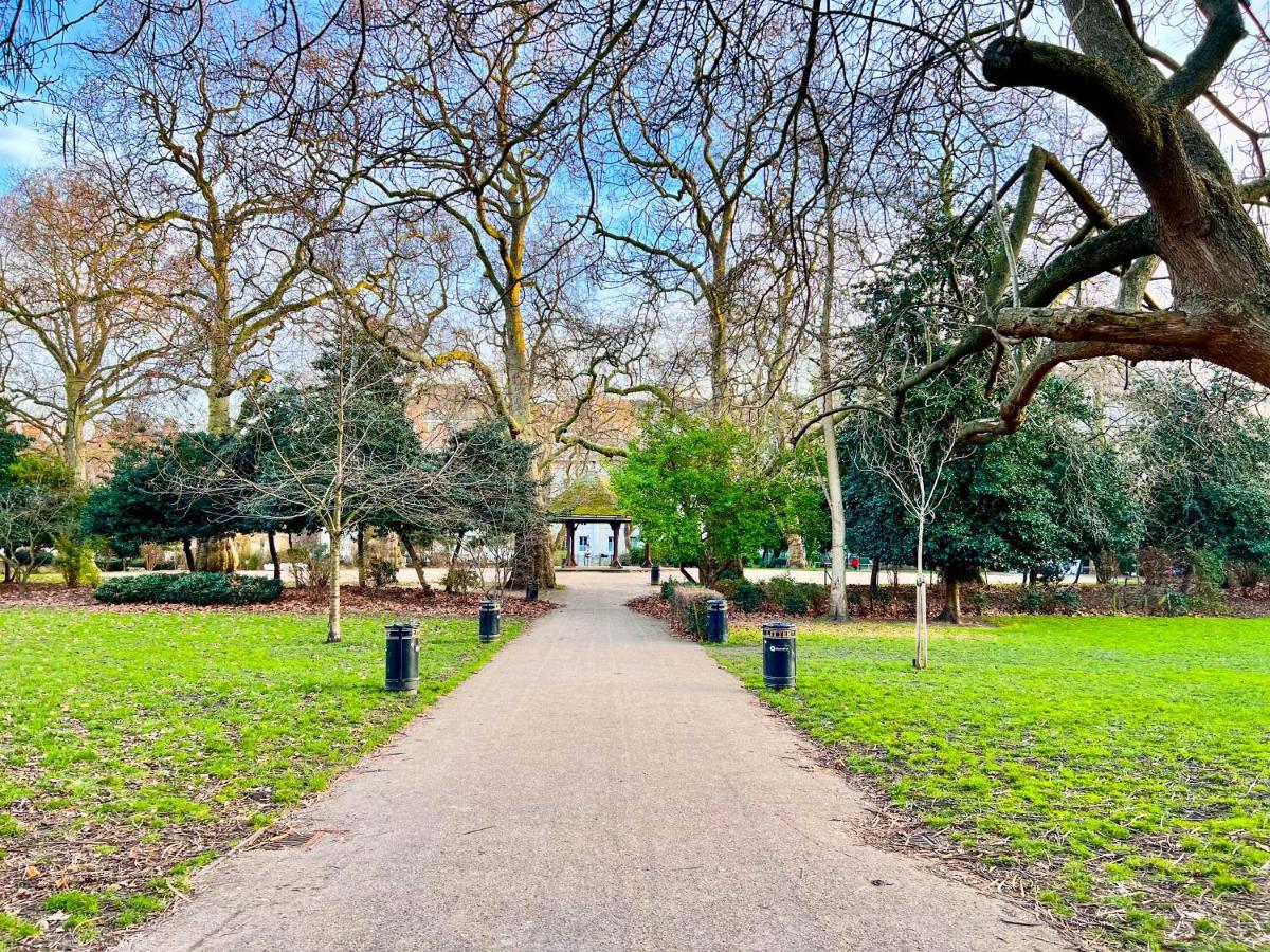 Superior Entire Apartment Between St Pauls Cathedral And Covent Garden London Ngoại thất bức ảnh