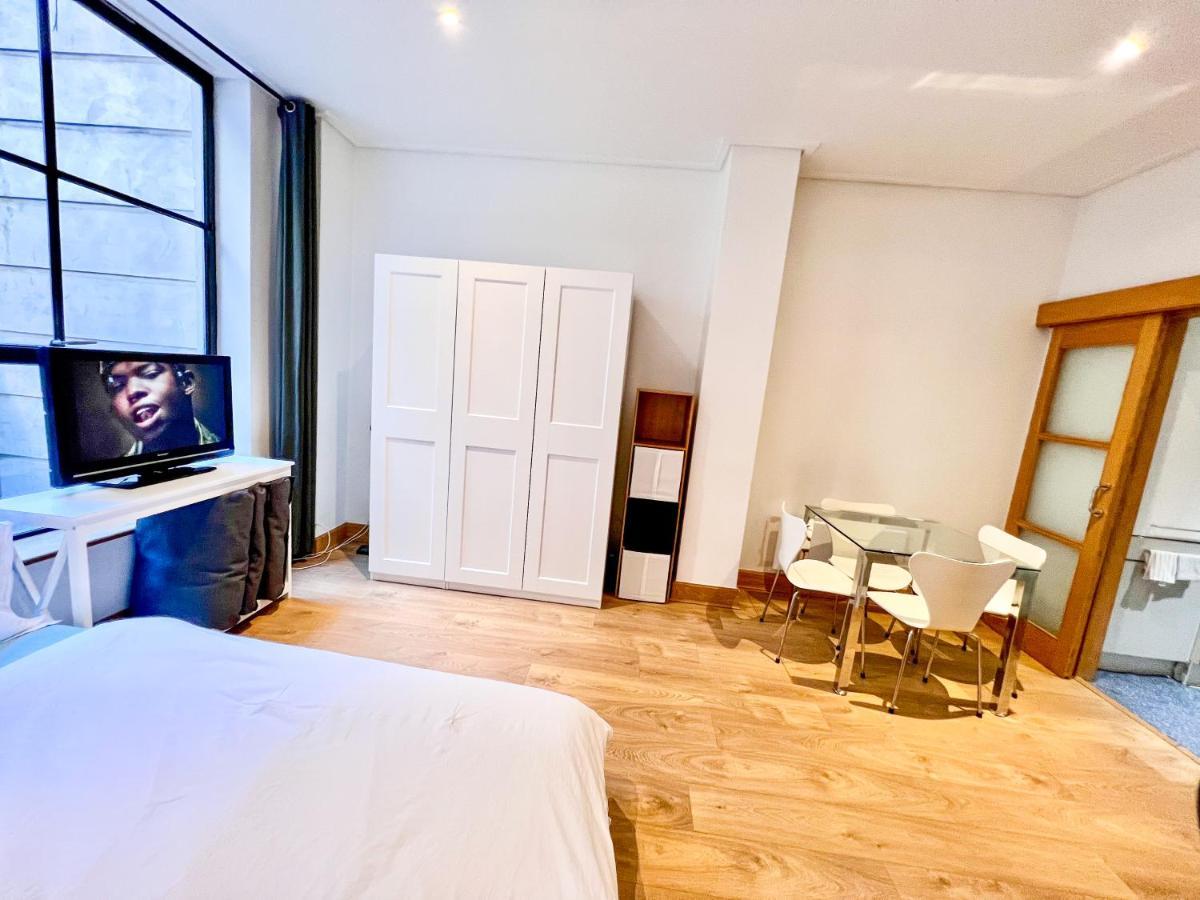 Superior Entire Apartment Between St Pauls Cathedral And Covent Garden London Ngoại thất bức ảnh