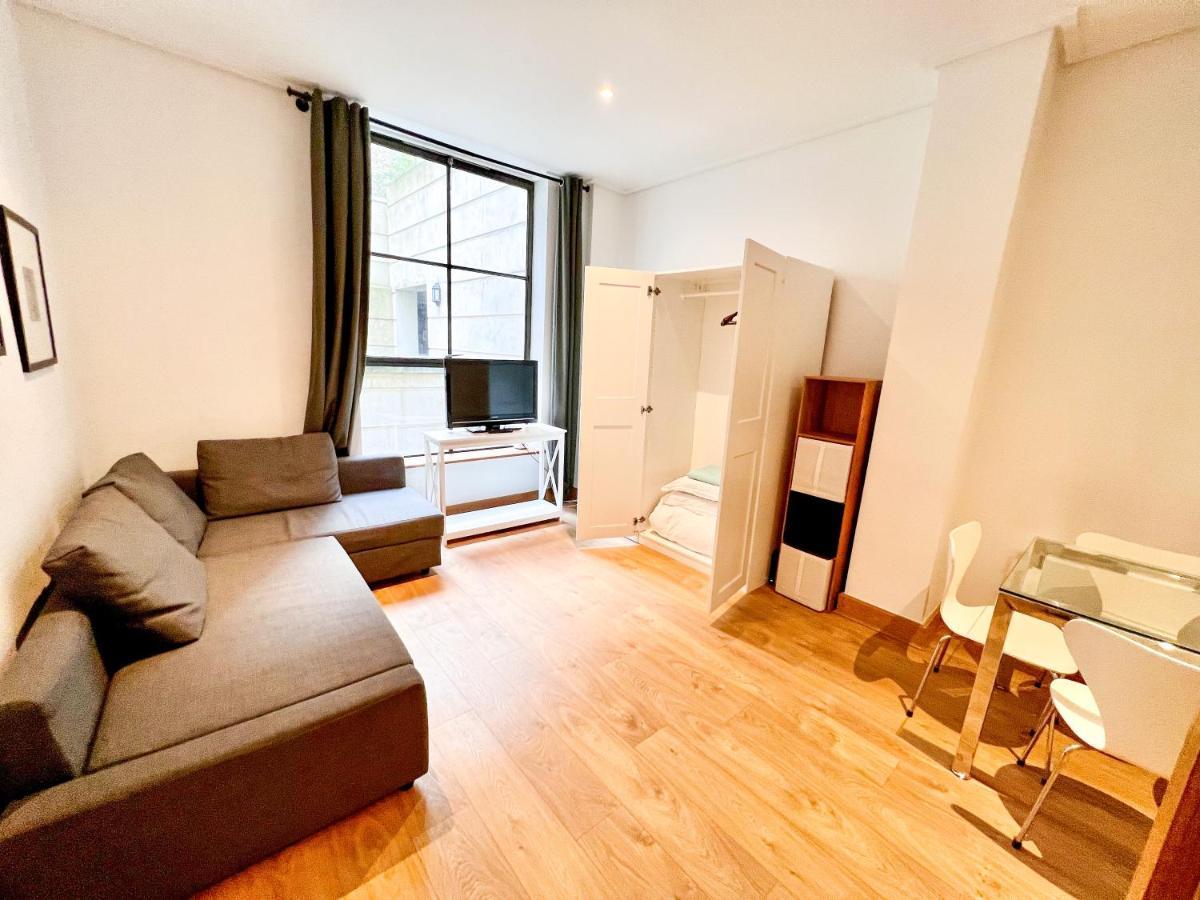Superior Entire Apartment Between St Pauls Cathedral And Covent Garden London Ngoại thất bức ảnh