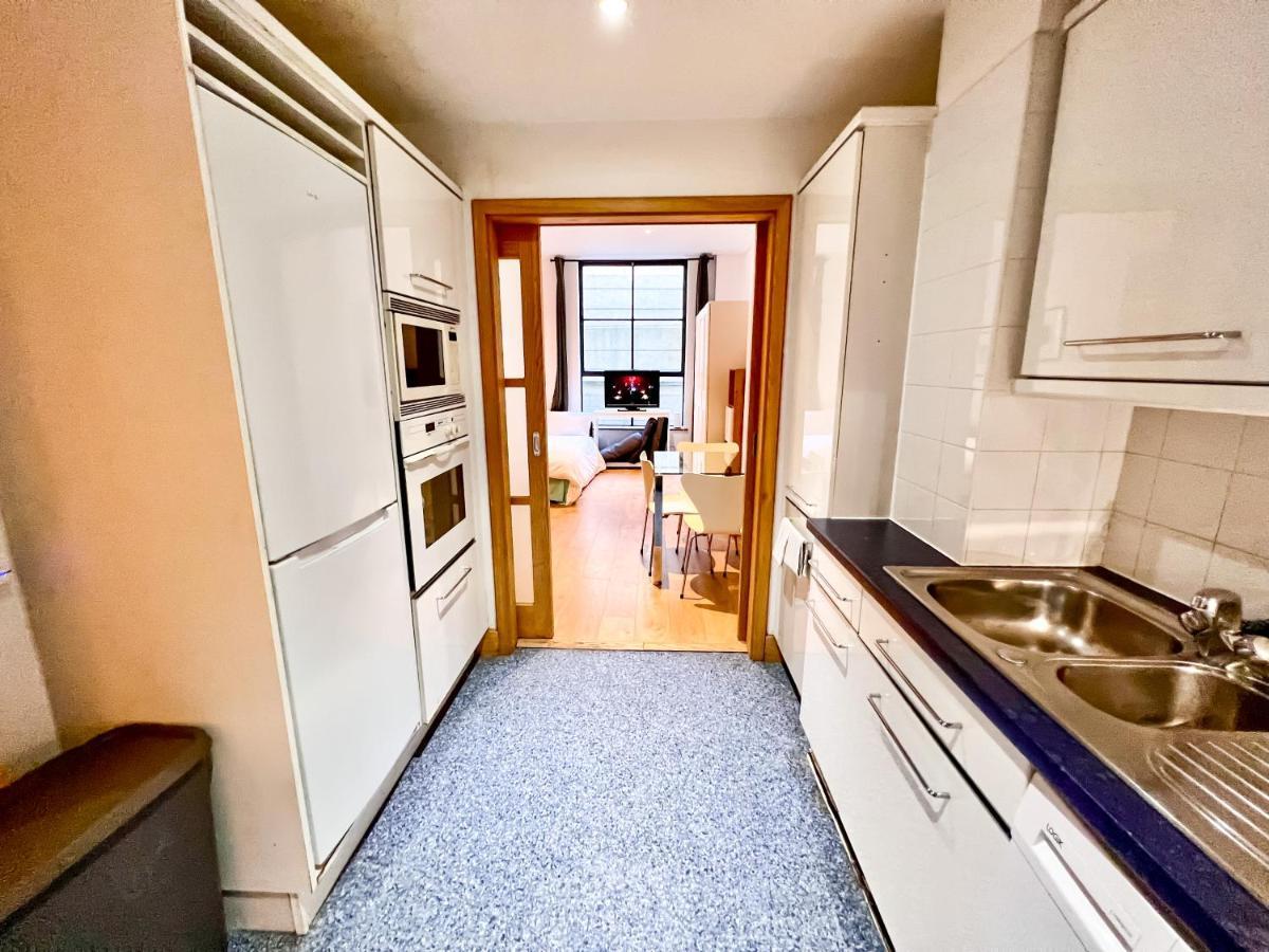 Superior Entire Apartment Between St Pauls Cathedral And Covent Garden London Ngoại thất bức ảnh