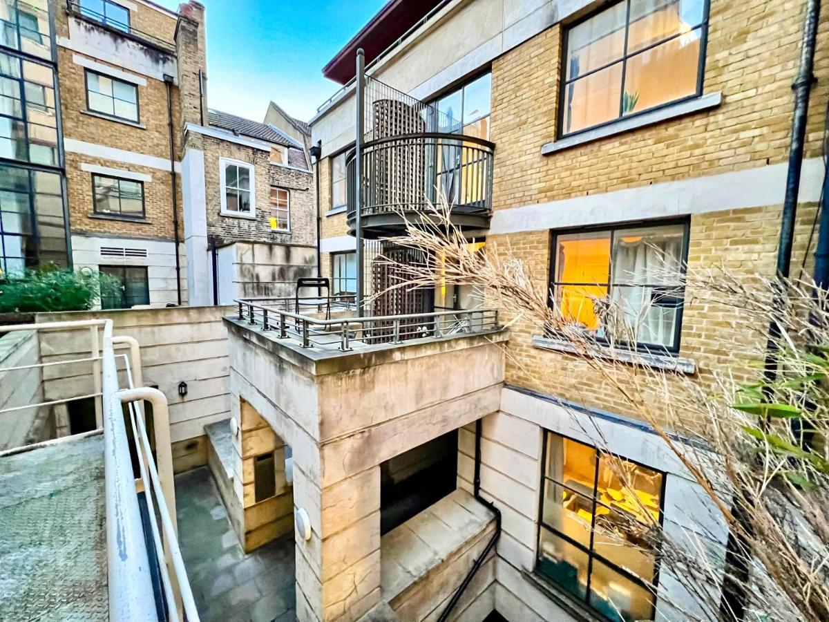 Superior Entire Apartment Between St Pauls Cathedral And Covent Garden London Ngoại thất bức ảnh